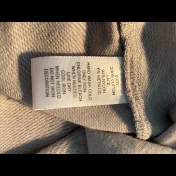 Ann Taylor Loft Outlet, Medium, Grey 3/4 Length Sleeve T w lace over lay, EUC - Picture 6 of 6